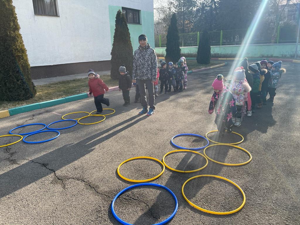 Денсаулық күні: «Қыс күштілер, батылдар, ептілер үшін!»Ересектер «Балдырған» тобы