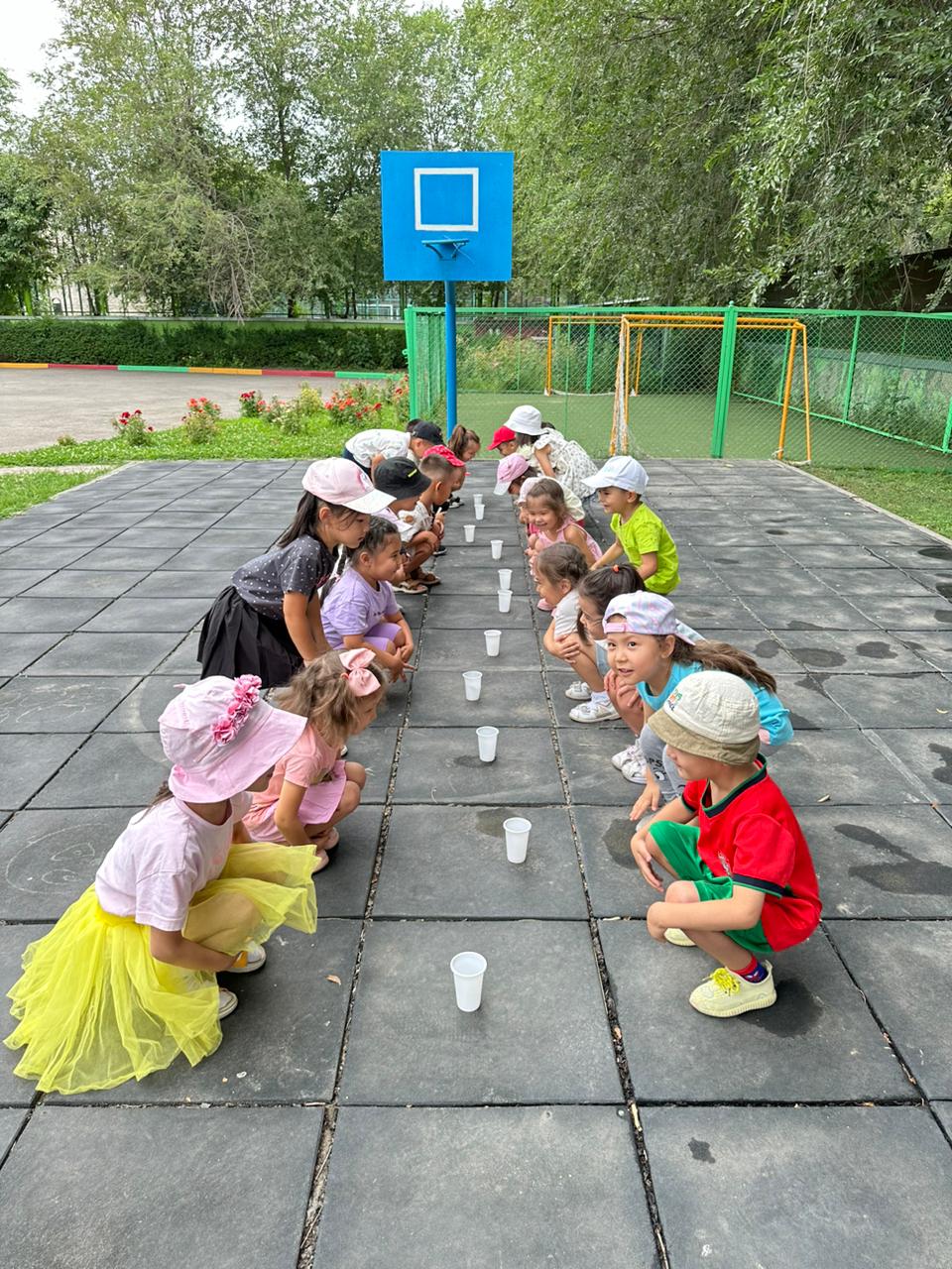 Мерекелік ойын-сауық«Анам, әкем және мен – тату-тәтті отбасы», Мектепалды "Күншуақ", "Ақжелкен" топтары