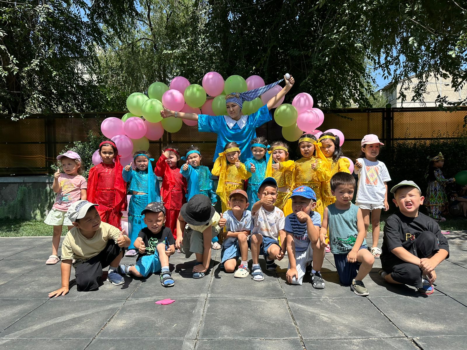 Ойын-сауық: «Ойын ойнап ән салмай, өсер бала бола ма», жас ерекшеліктегі топтар