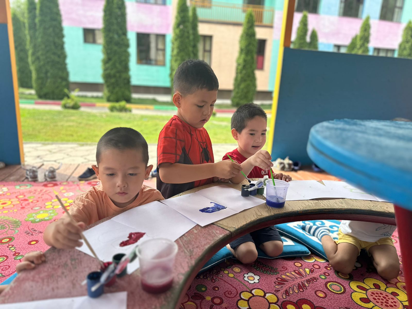 Жазғы-сауықтыру кезіндегі сурет салу еркін әрекеттері, Мектепалды "Ақжелкен" тобы